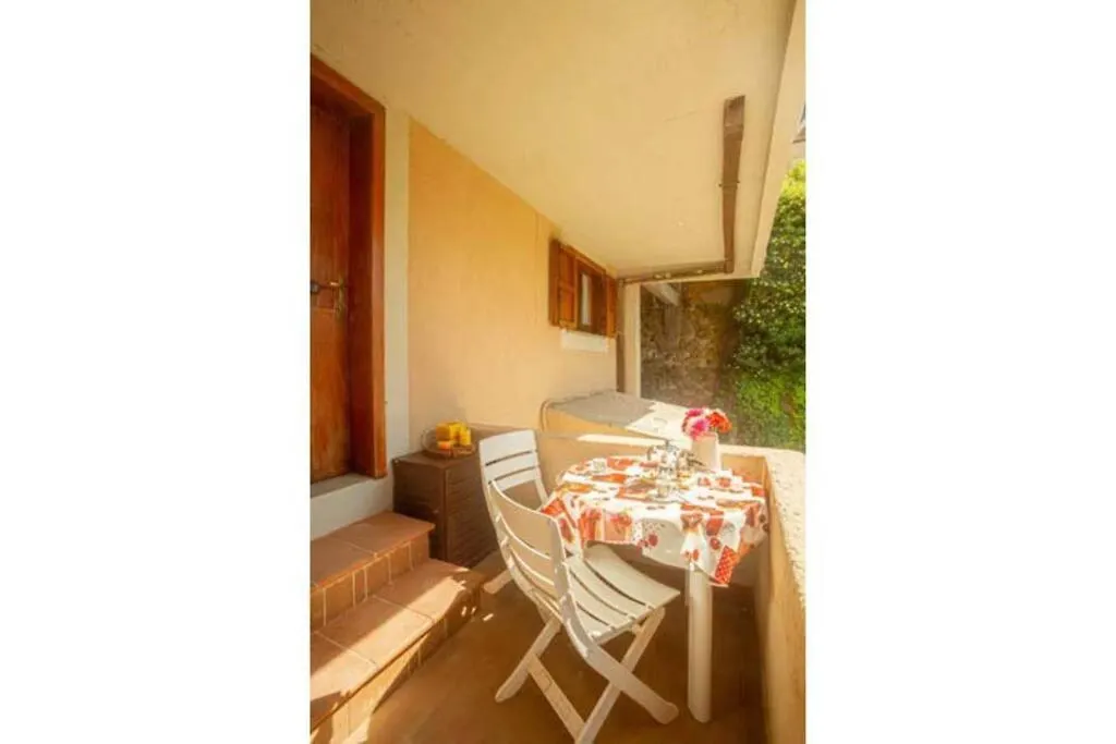 Luisa Apartment Campese